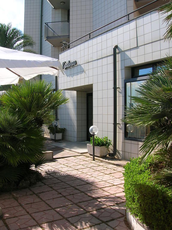 Hotel Neptunus Nettuno Exterior foto