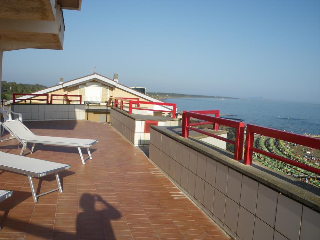 Hotel Neptunus Nettuno Exterior foto