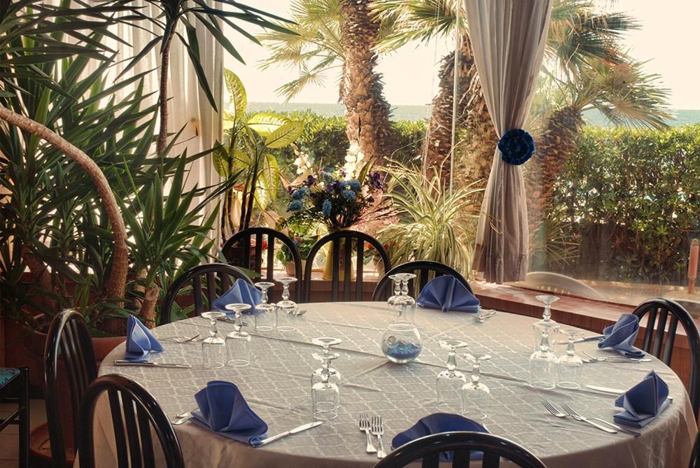 Hotel Neptunus Nettuno Exterior foto